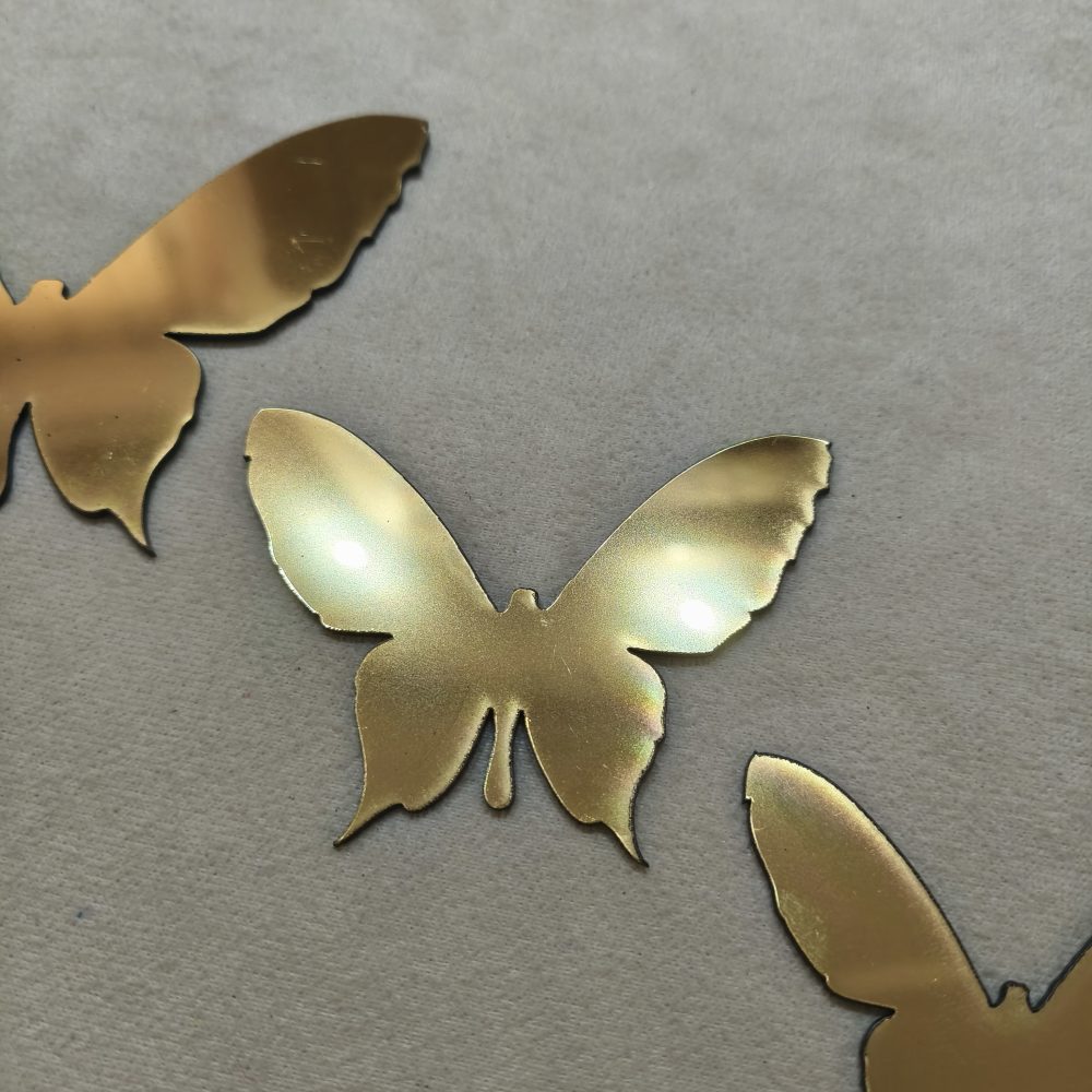 استیکرمولتی پروانه