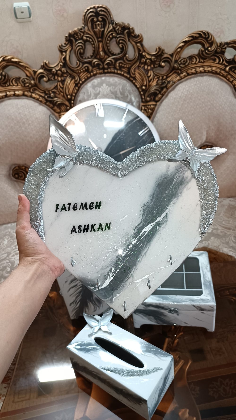 ست ساعت سطل و دستمال  و تیبگ و جاکلیدی - Image 4