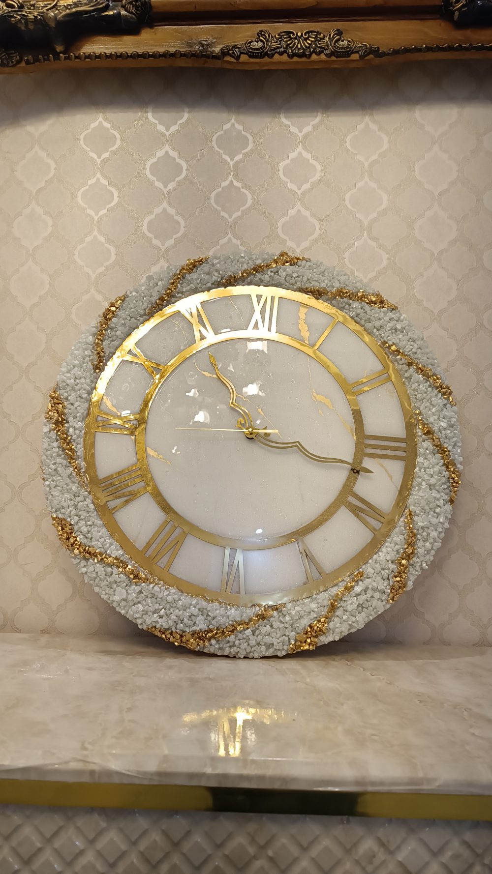 ساعت مرمر کریستالی رزینی - Image 5