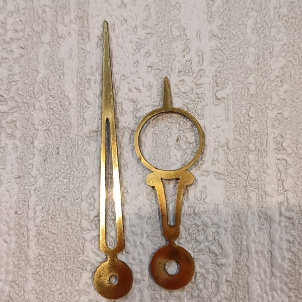 عقربه ساعت متوسط